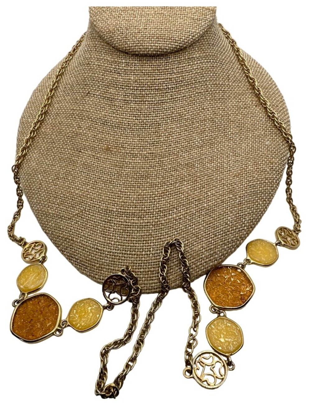 Contemporary Sarah Coventry Taste of Honey Necklace Poured Lucite Amber Retro